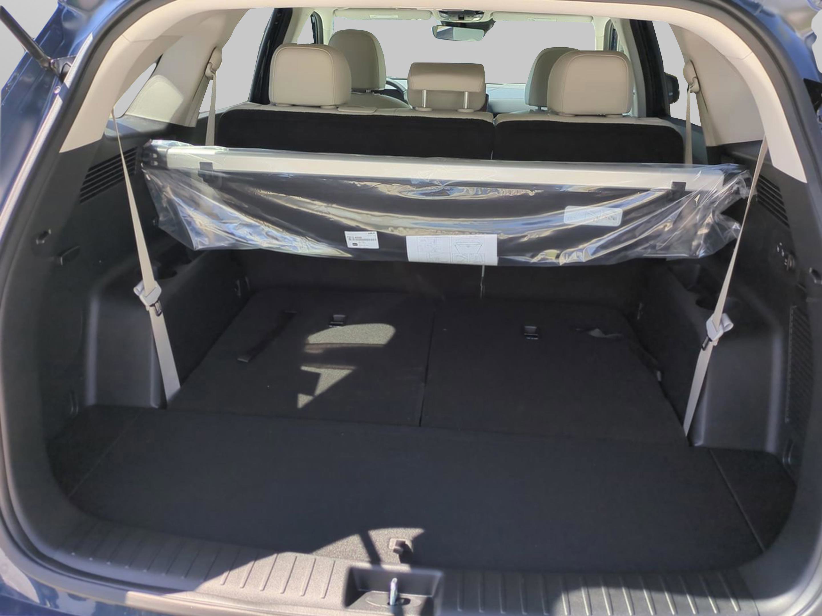2025 Kia Sorento S photo 12