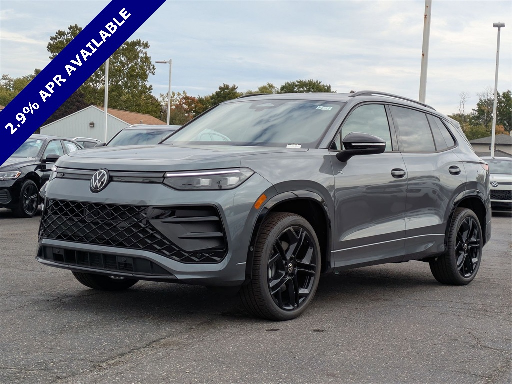 2025 Volkswagen Tiguan SE R-Line Black photo 3