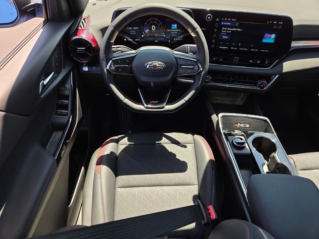 2026 Chevrolet Equinox RS photo 4