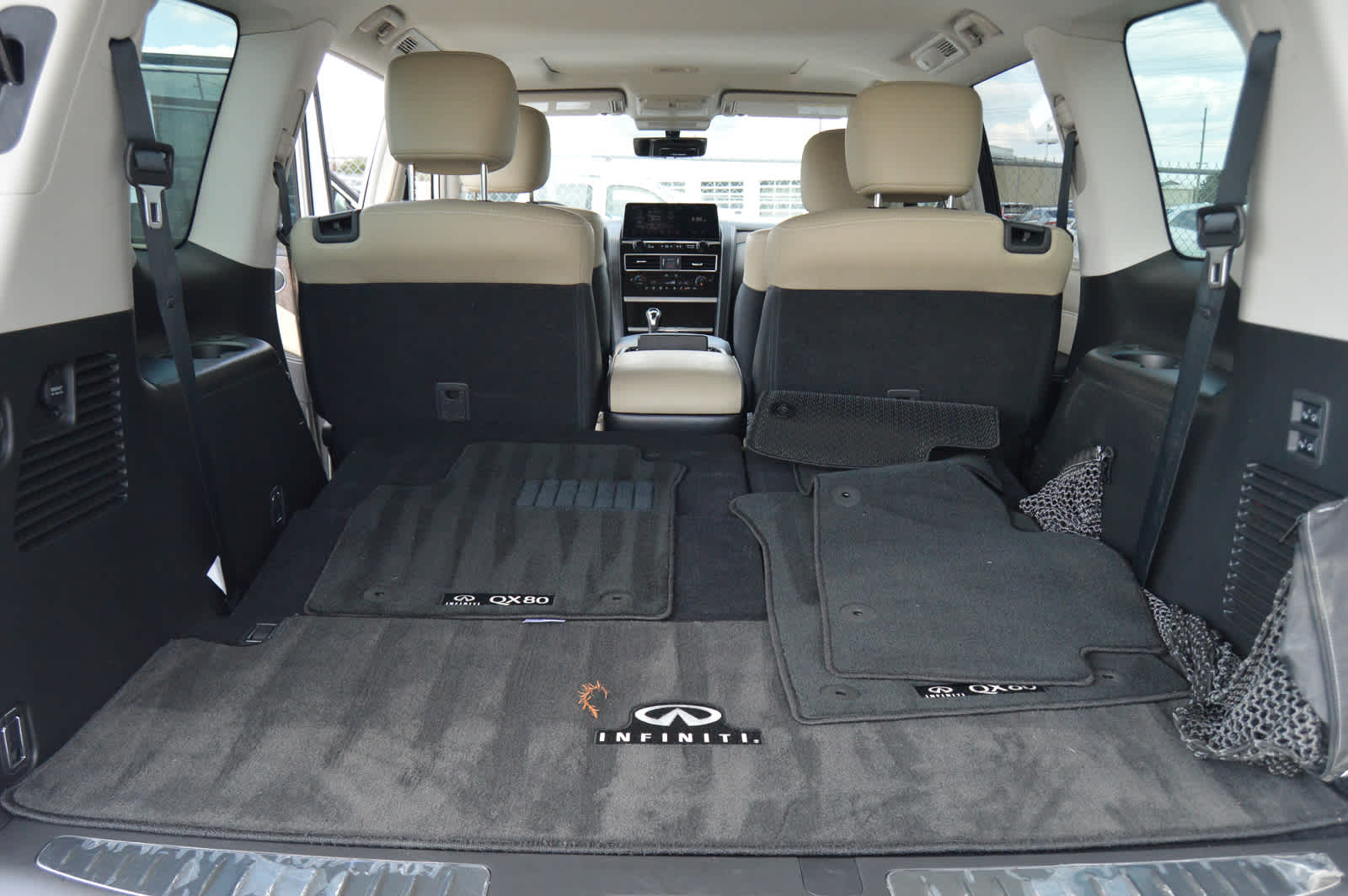 2023 Infiniti QX80 Premium Select photo 21