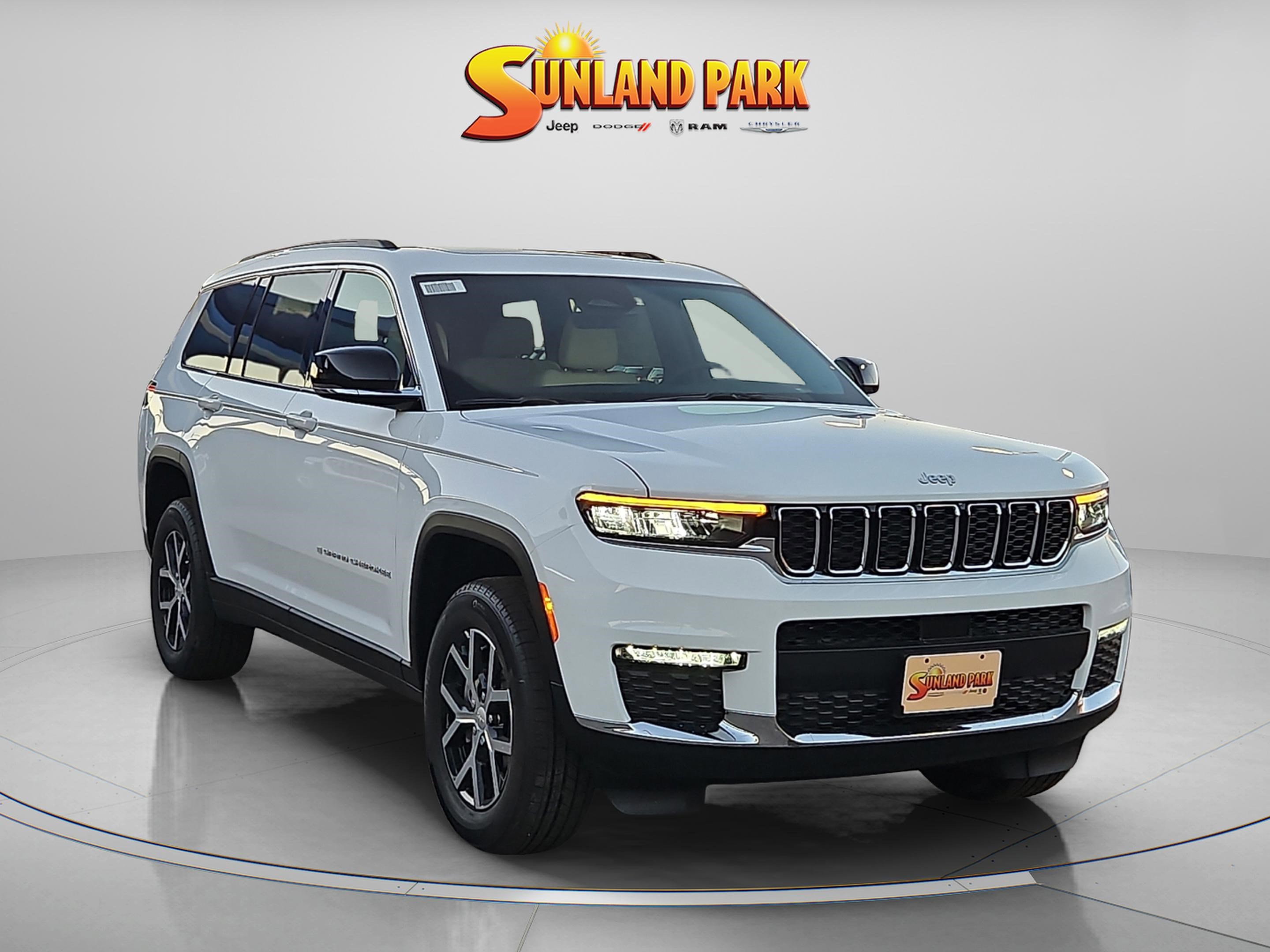 2025 Jeep Grand Cherokee L Limited's photo