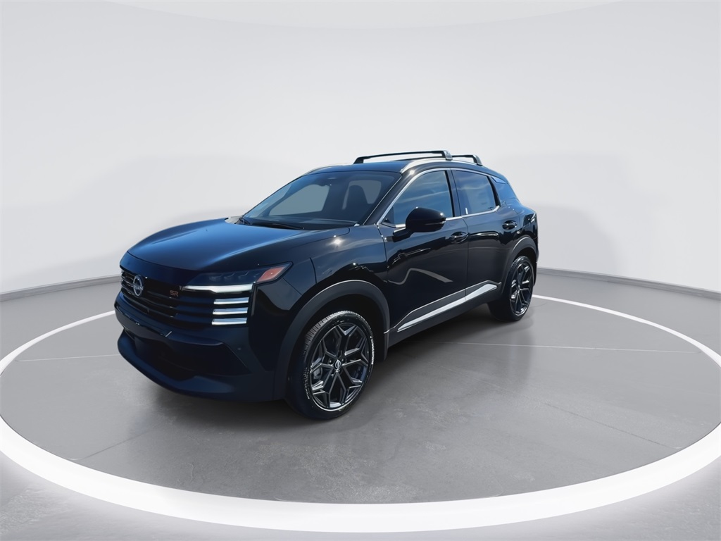 2026 Nissan Kicks SR photo 4