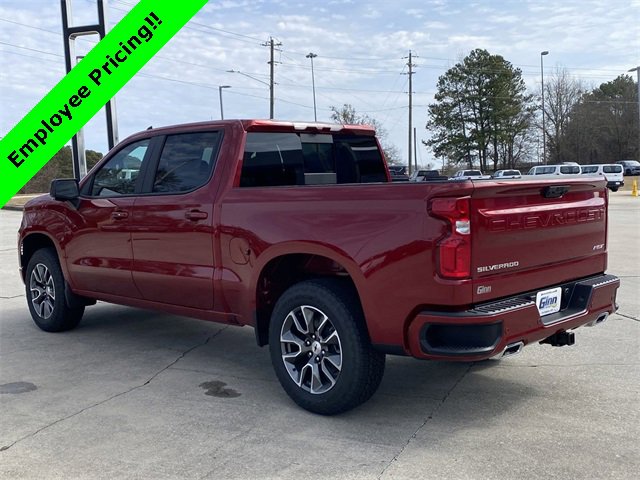 2025 Chevrolet Silverado 1500 RST photo 3