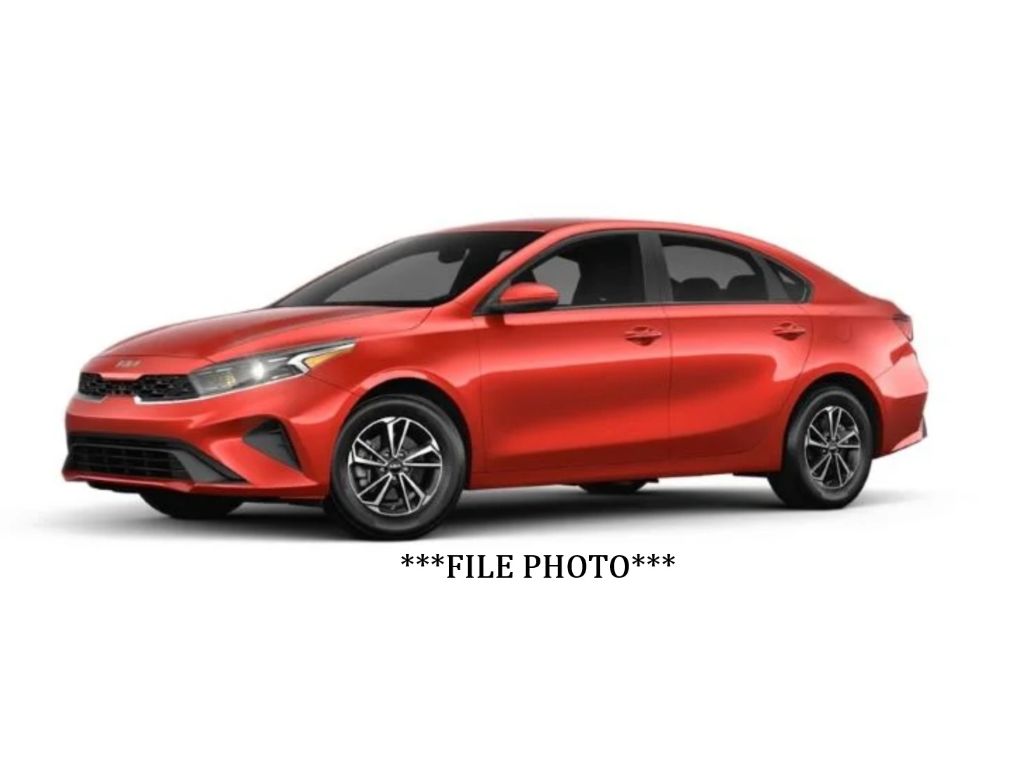 2023 Kia Forte LXS's photo