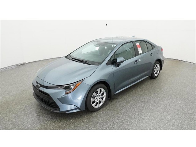 2026 Toyota Corolla LE's photo