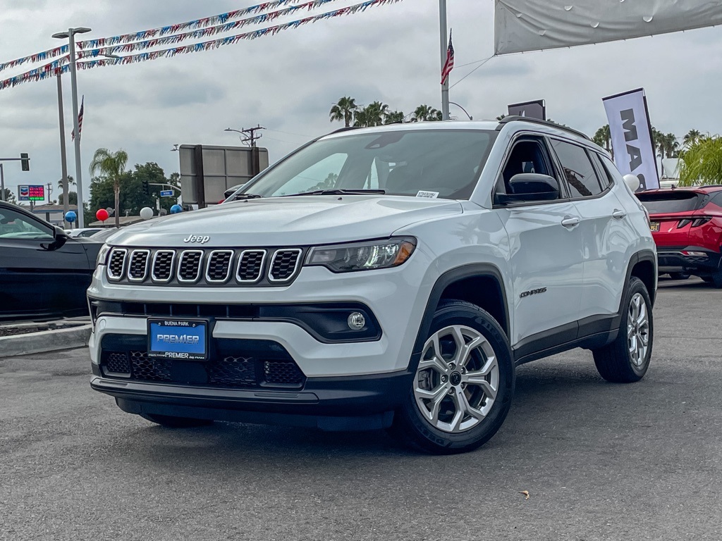 2025 Jeep Compass Latitude's photo