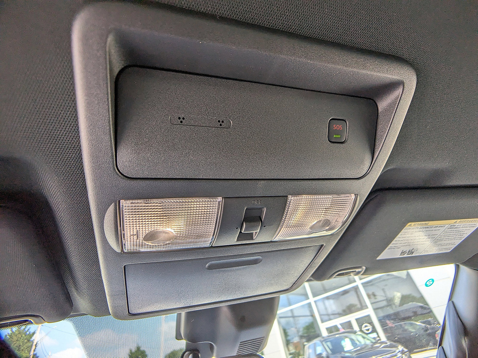 2025 Nissan Frontier PRO-4X photo 9