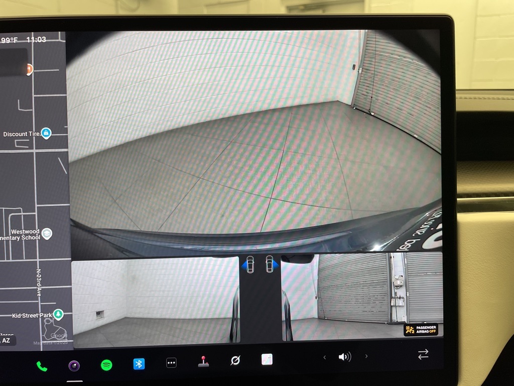 2021 Tesla Model S Plaid photo 12
