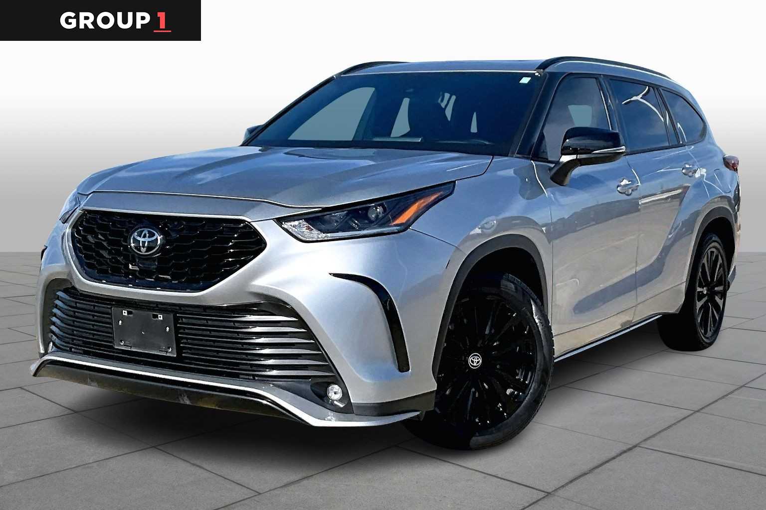 2023 Toyota Highlander XSE's photo