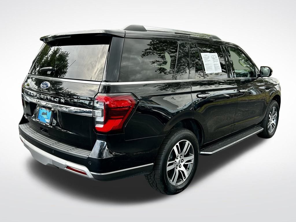 2022 Ford Expedition Limited photo 4