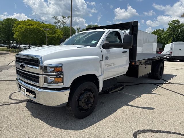 2024 Chevrolet Silverado 4500 Medium Duty Chassis Cab Work Truck's photo