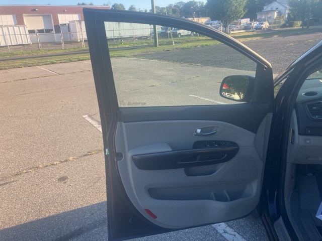 2021 Kia Sedona LX photo 15