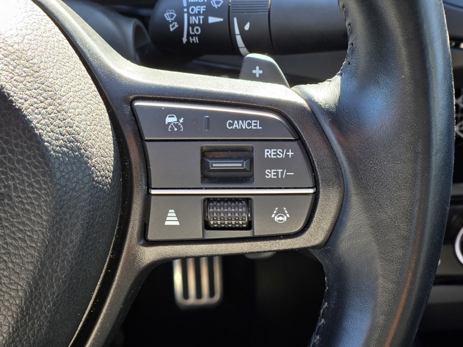 2023 Honda Accord Hybrid Sport-L photo 18