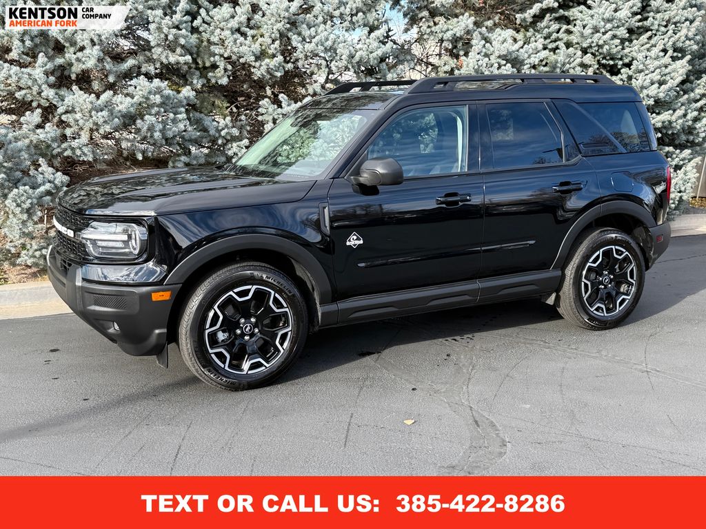 2025 Ford Bronco Sport Outer Banks's photo