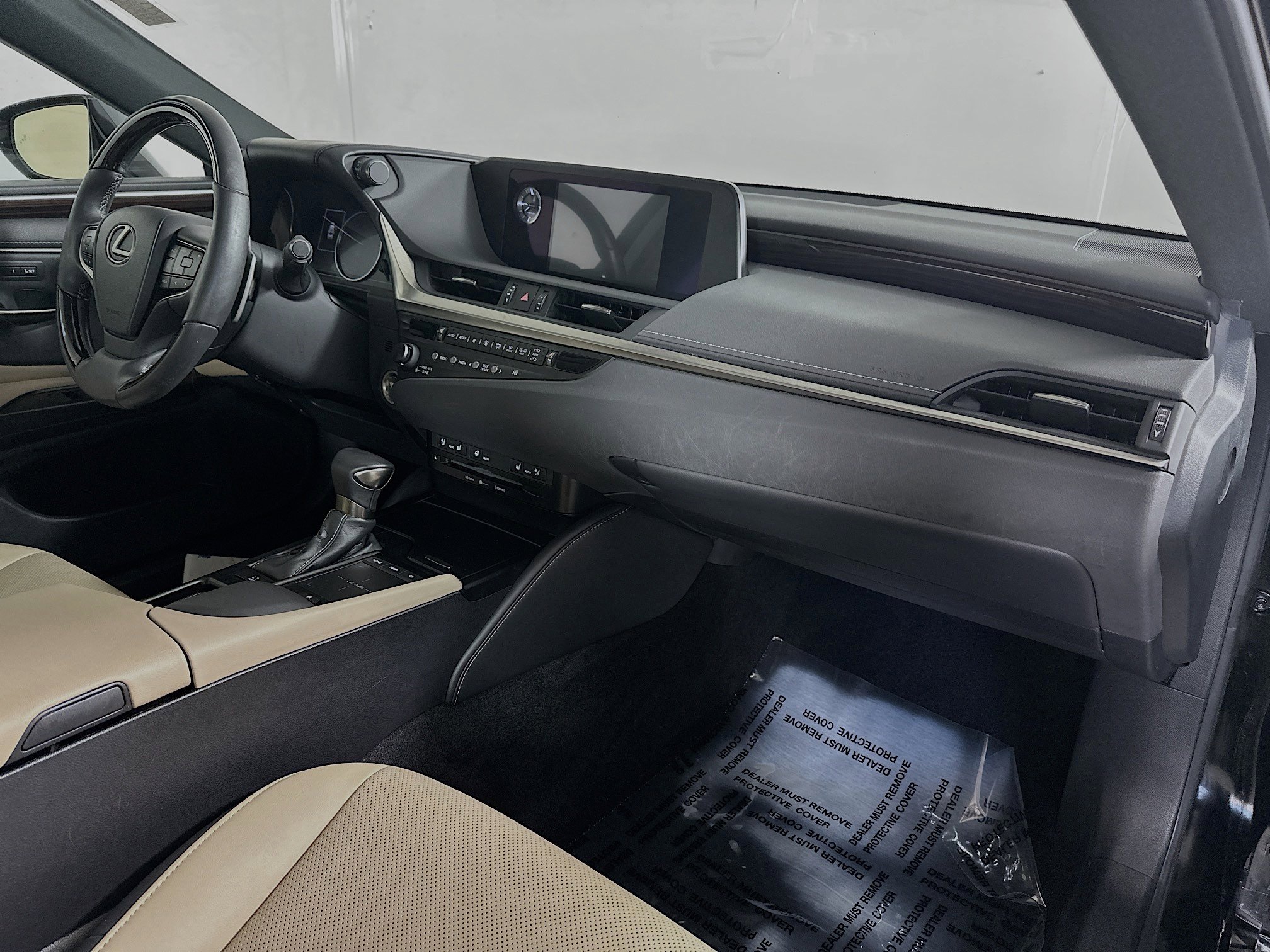 2019 Lexus ES 350 photo 26