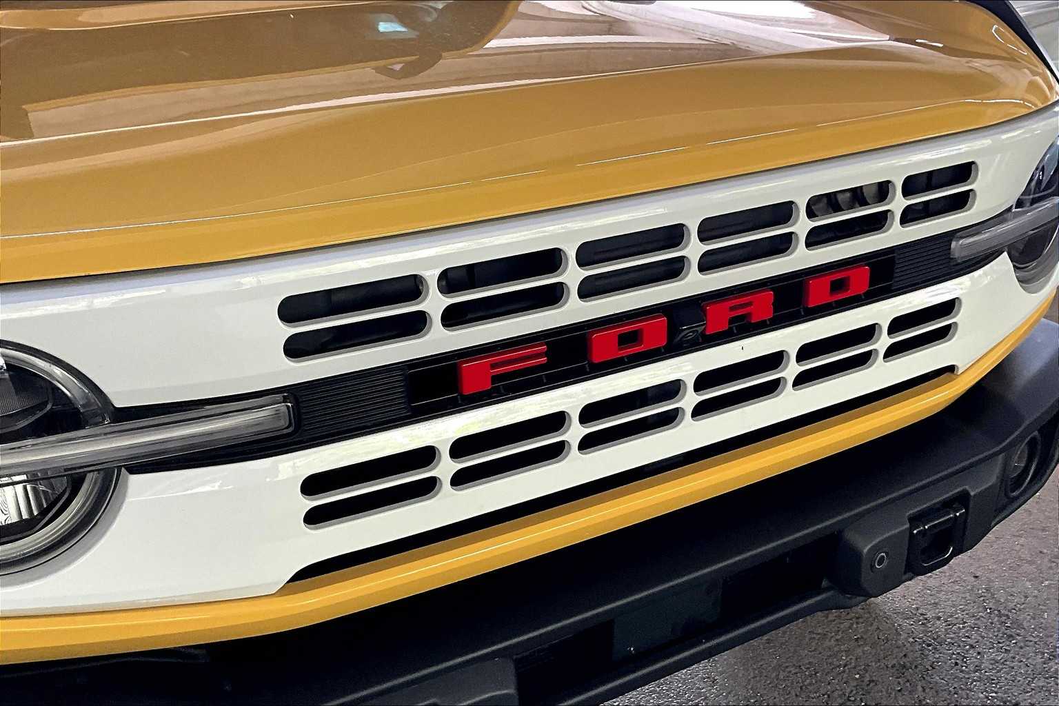 2024 Ford Bronco Heritage Limited First Edition photo 28