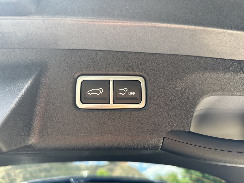 2026 Kia Sorento X-Line SX Prestige photo 9