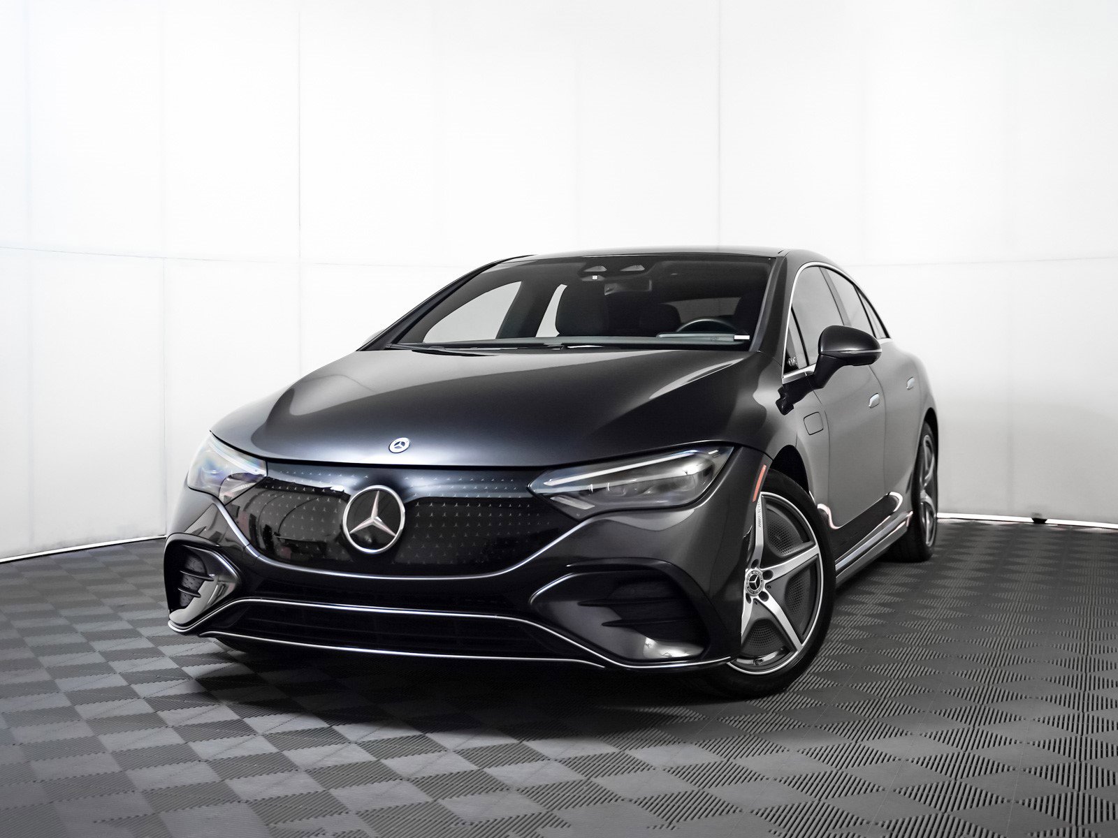 2024 Mercedes-Benz EQE Base's photo