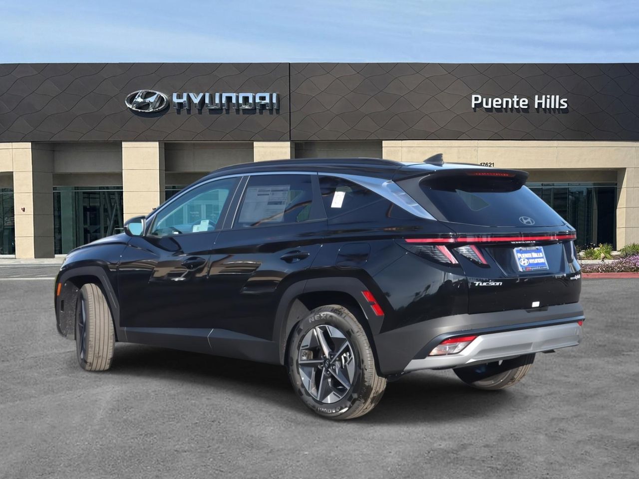 2025 Hyundai Tucson Hybrid SEL Convenience photo 4