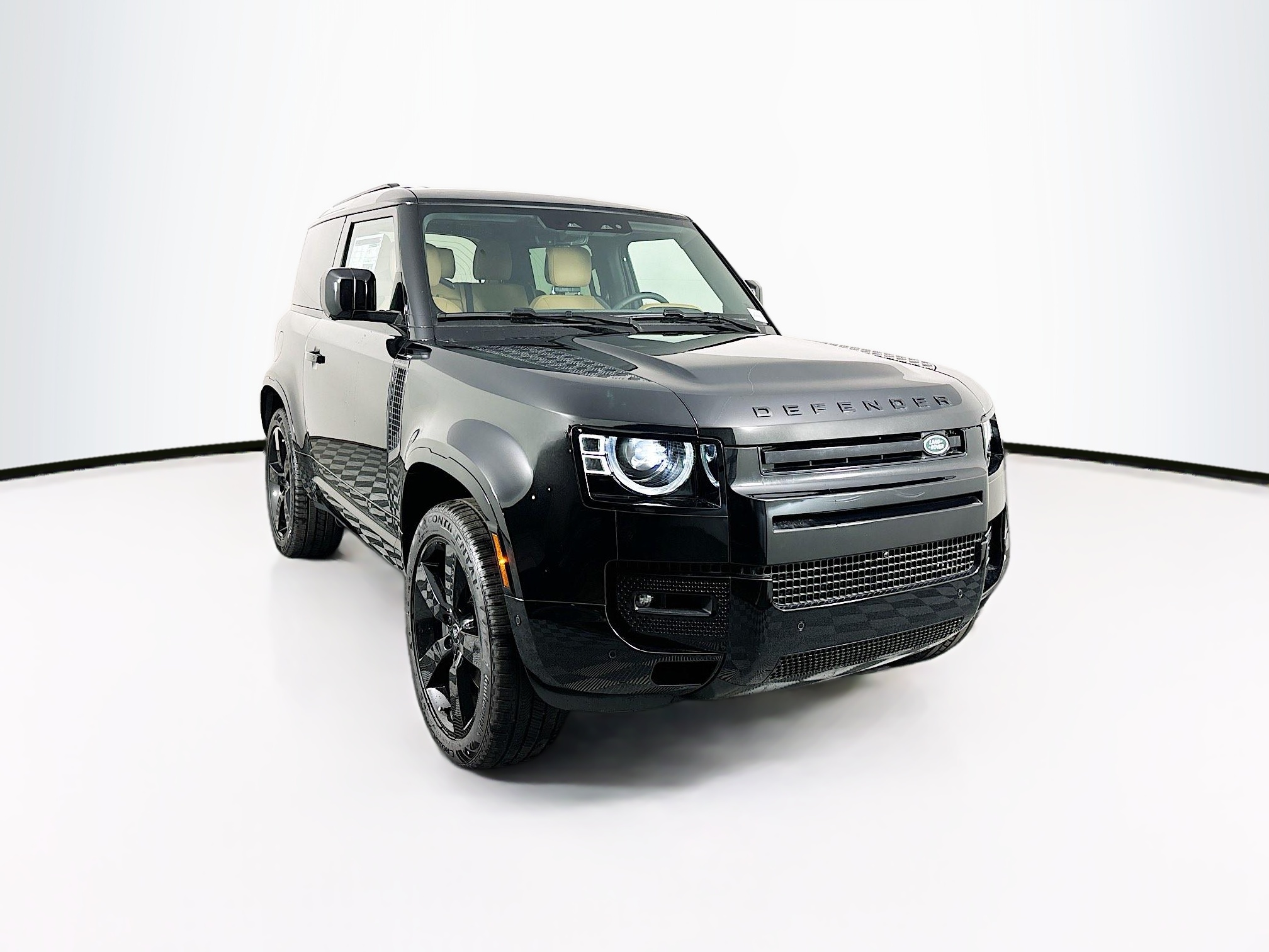 2025 Land Rover Defender 90 X-Dynamic SE photo 3