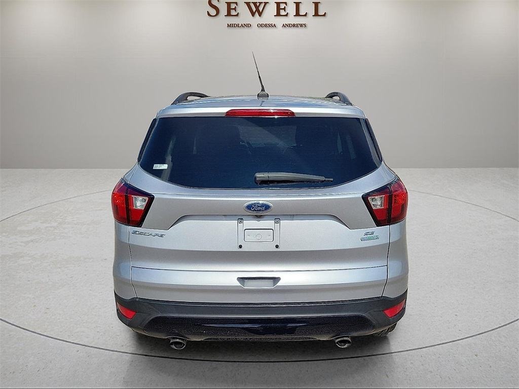 2019 Ford Escape SE photo 4