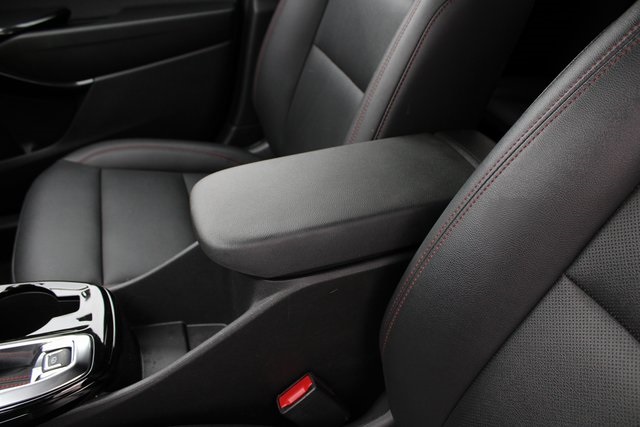 2024 Chevrolet Trax photo 2