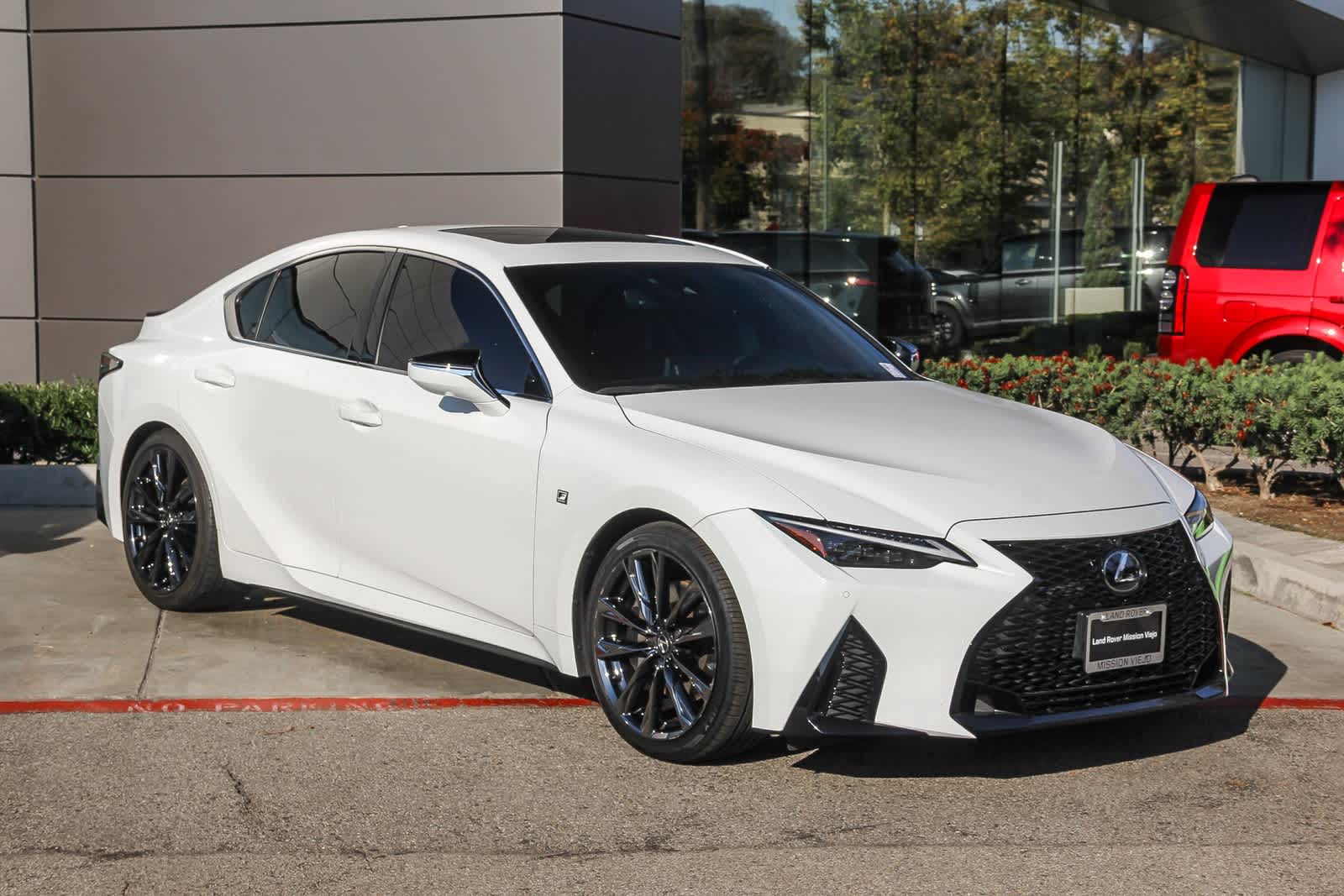 2024 Lexus IS 350 F SPORT photo 3