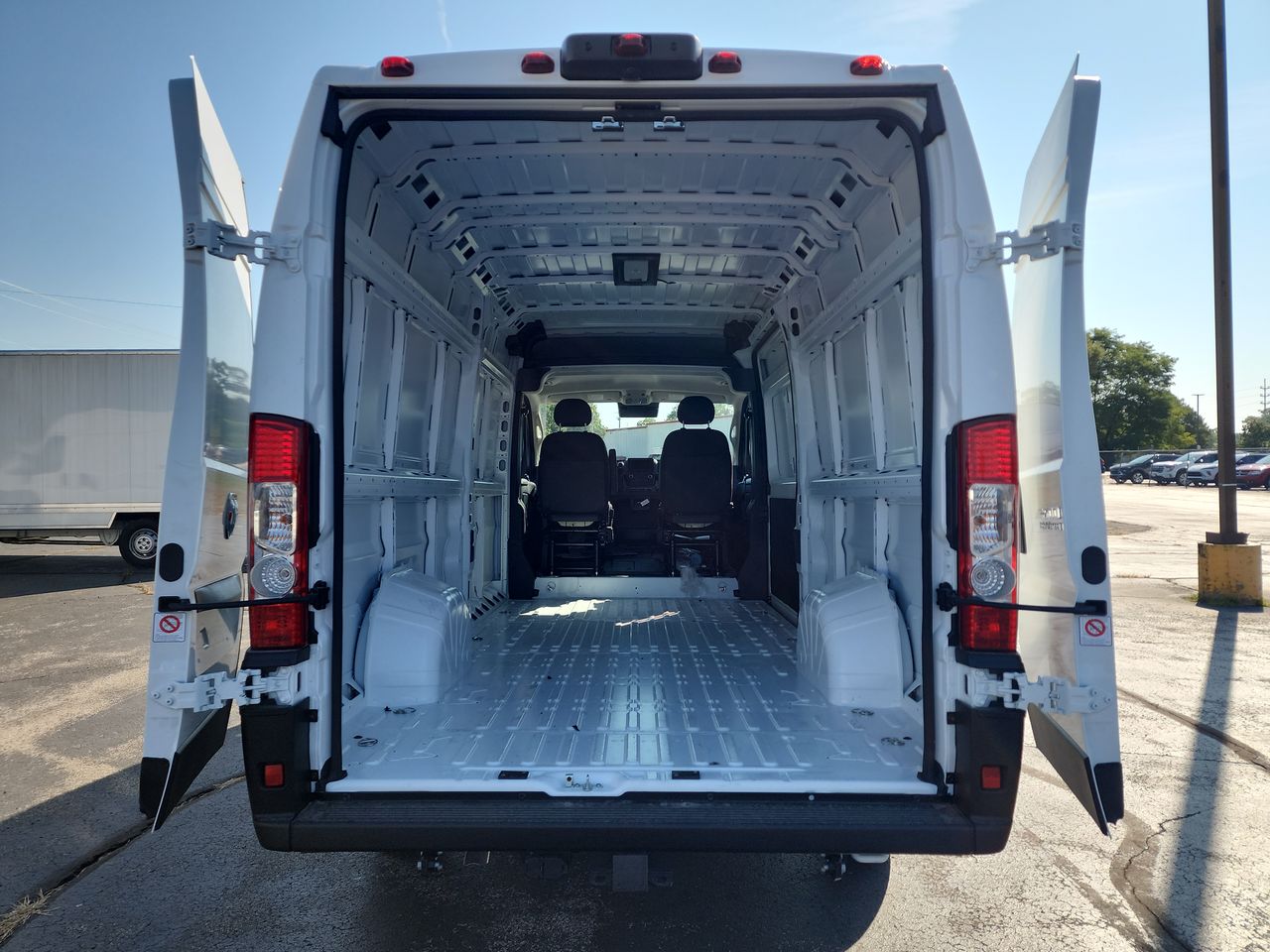 2026 Ram 3500 Tradesman photo 21