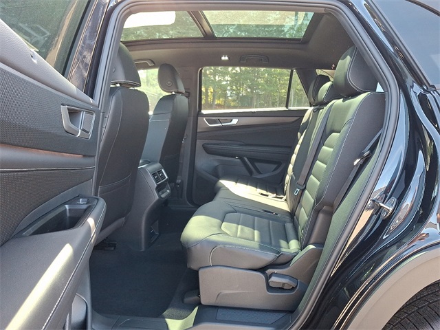 2026 Volkswagen Atlas Cross Sport SEL R-Line photo 2