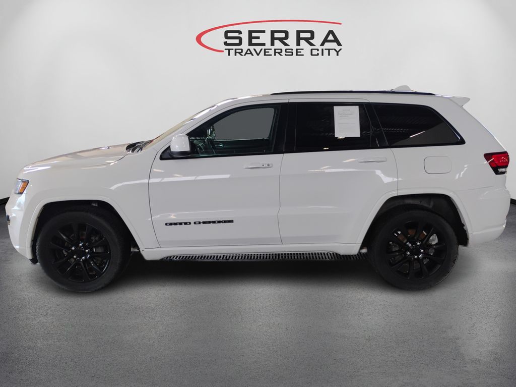 2018 Jeep Grand Cherokee Altitude photo 8