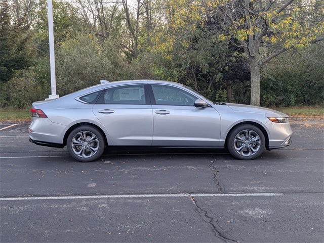 2025 Honda Accord Hybrid EX-L photo 5