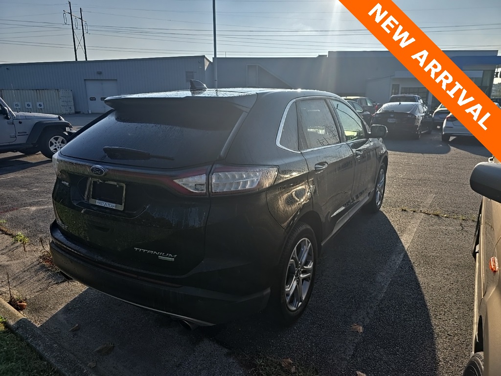 2018 Ford Edge Titanium photo 4