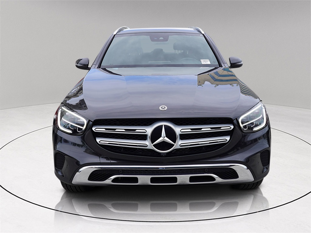 2022 Mercedes Benz GLC 300 photo 2