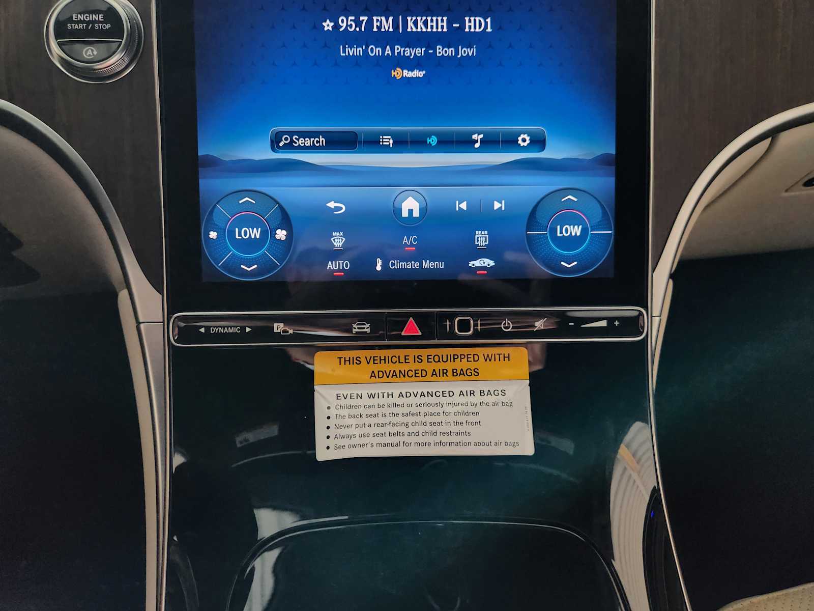 2026 Mercedes Benz GLC 300 photo 13