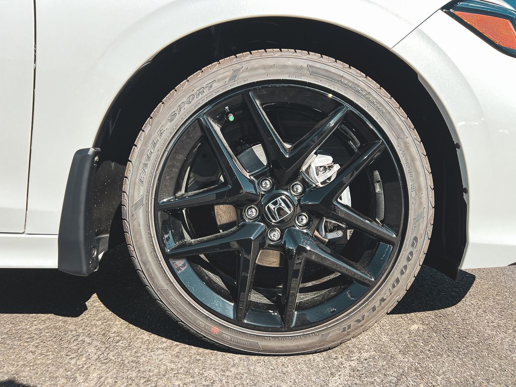 2026 Honda Civic Sport photo 3