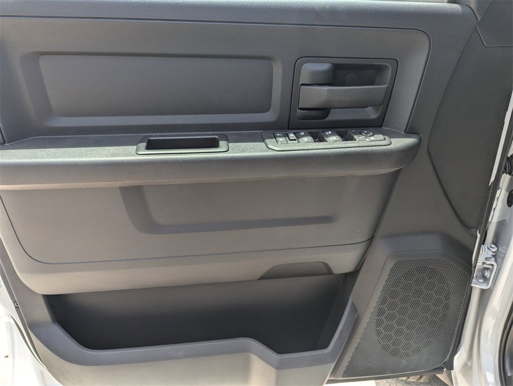 2025 Ram 5500 Tradesman photo 14