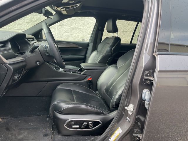 2022 Jeep Grand Cherokee Overland 4xe photo 6