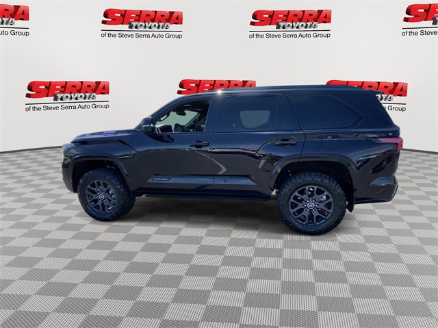 2023 Toyota Sequoia Platinum photo 3