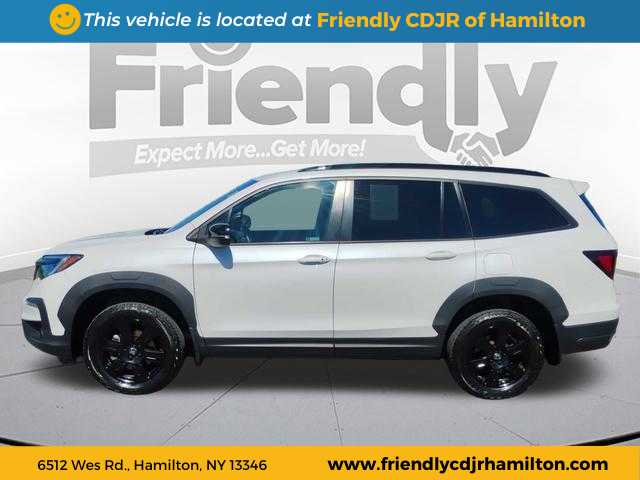 2022 Honda Pilot TrailSport photo 2