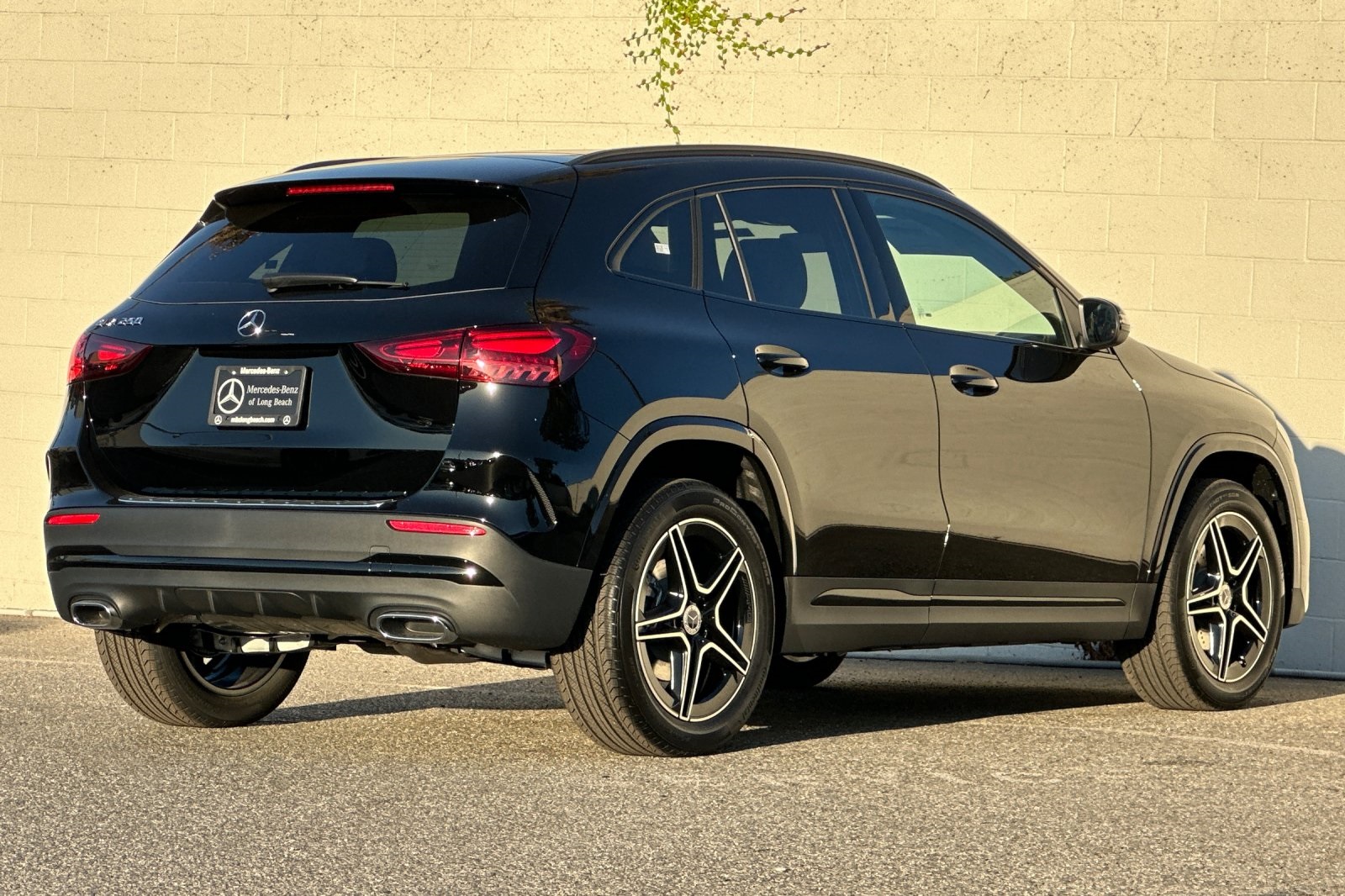 2026 Mercedes Benz GLA 250 photo 2