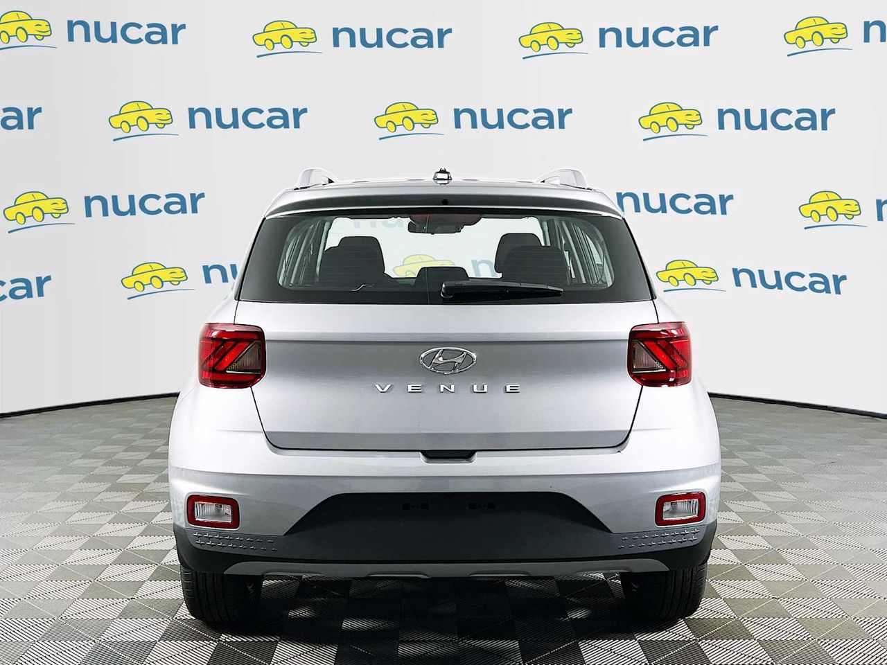 2025 Hyundai Venue SEL photo 3