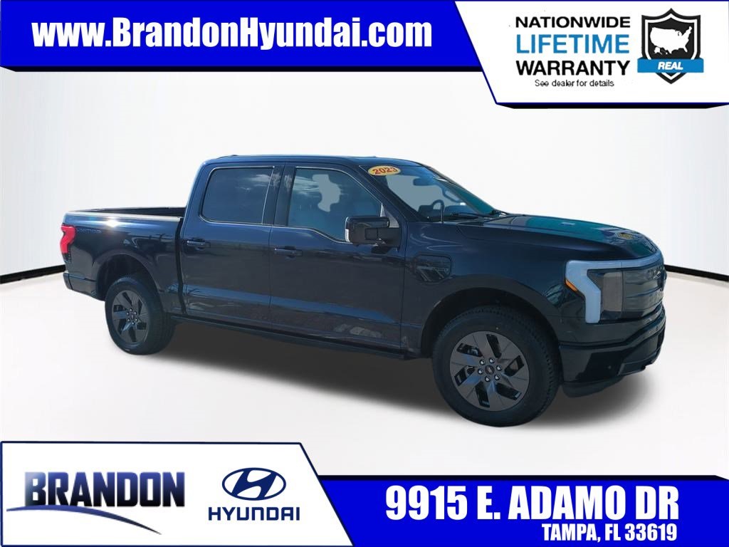 2023 Ford F-150 Lightning Lariat's photo