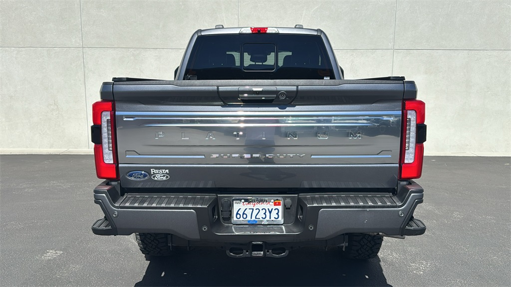 2024 Ford F-350 photo 3