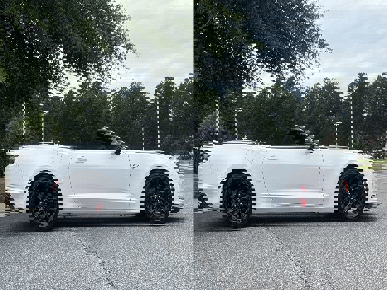 2023 Chevrolet Camaro LT1 photo 10