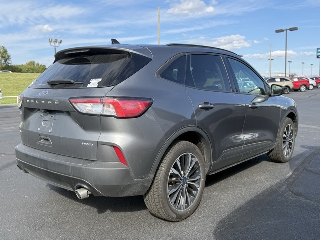 2022 Ford Escape SE photo 4