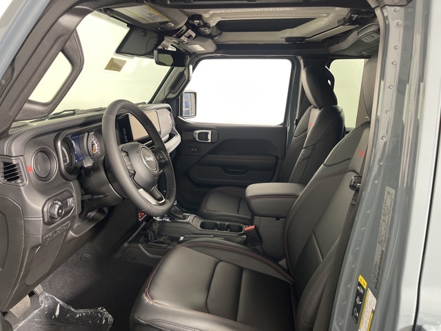 2025 Jeep Wrangler Rubicon X photo 12