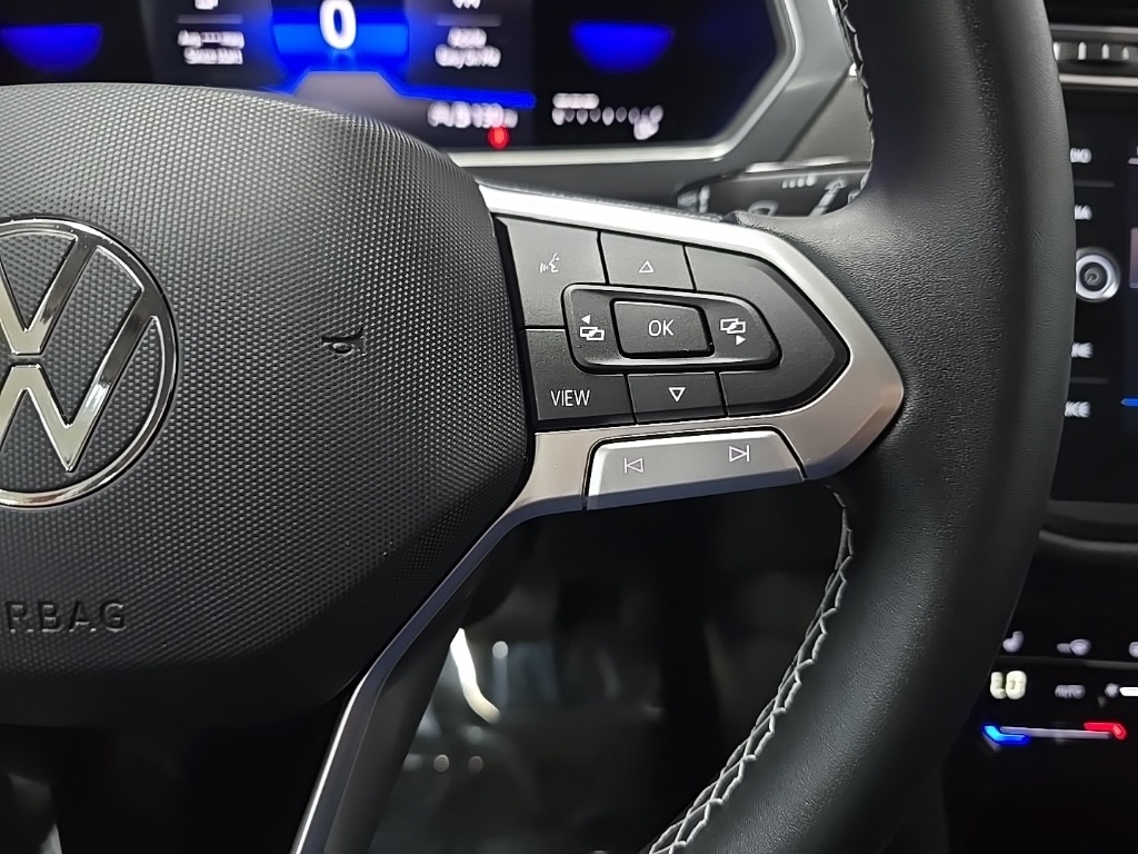 2022 Volkswagen Tiguan SE photo 20