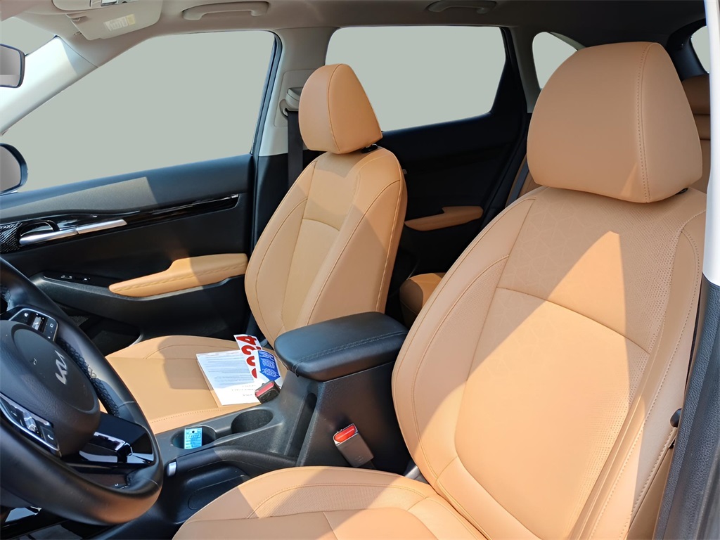 2024 Kia Seltos EX photo 20