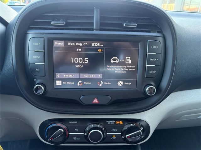 2022 Kia Soul LX photo 12