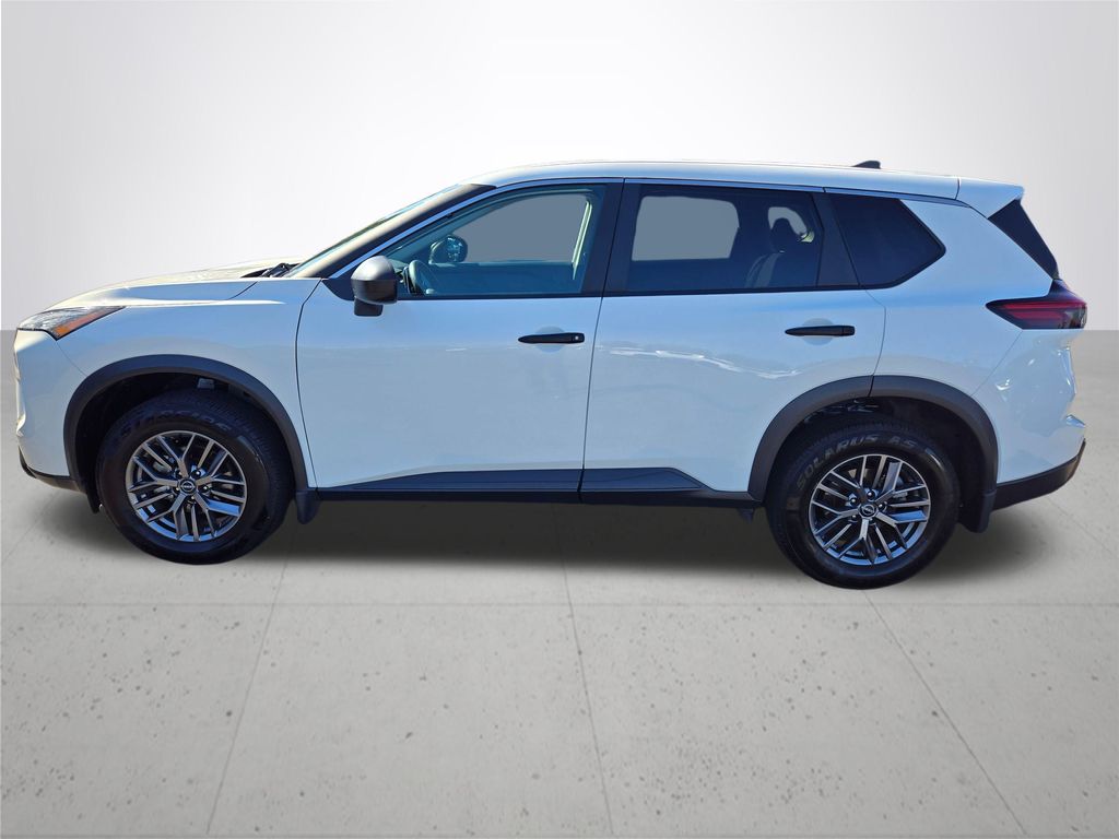 2024 Nissan Rogue S photo 9